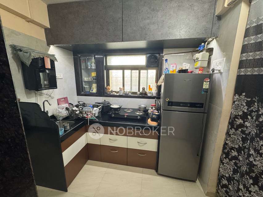 1 BHK Flat In Aashirwad Chs For Sale  In Kurla West