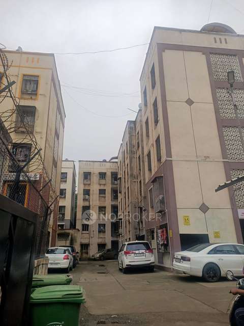 1 BHK Flat In Aashirwad Chs For Sale  In Kurla West