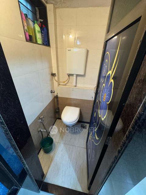 1 BHK Flat In Aashirwad Chs For Sale  In Kurla West