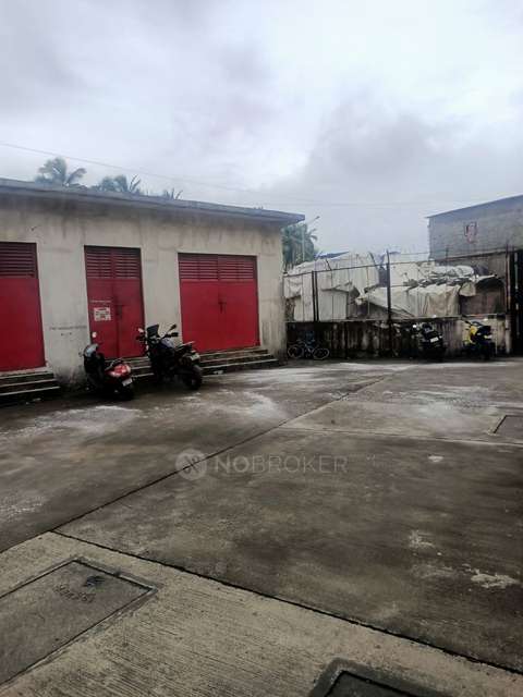 1 BHK Flat In Aashirwad Chs For Sale  In Kurla West