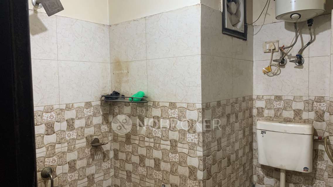 3 BHK Flat In Samar  For Sale  In Okhla