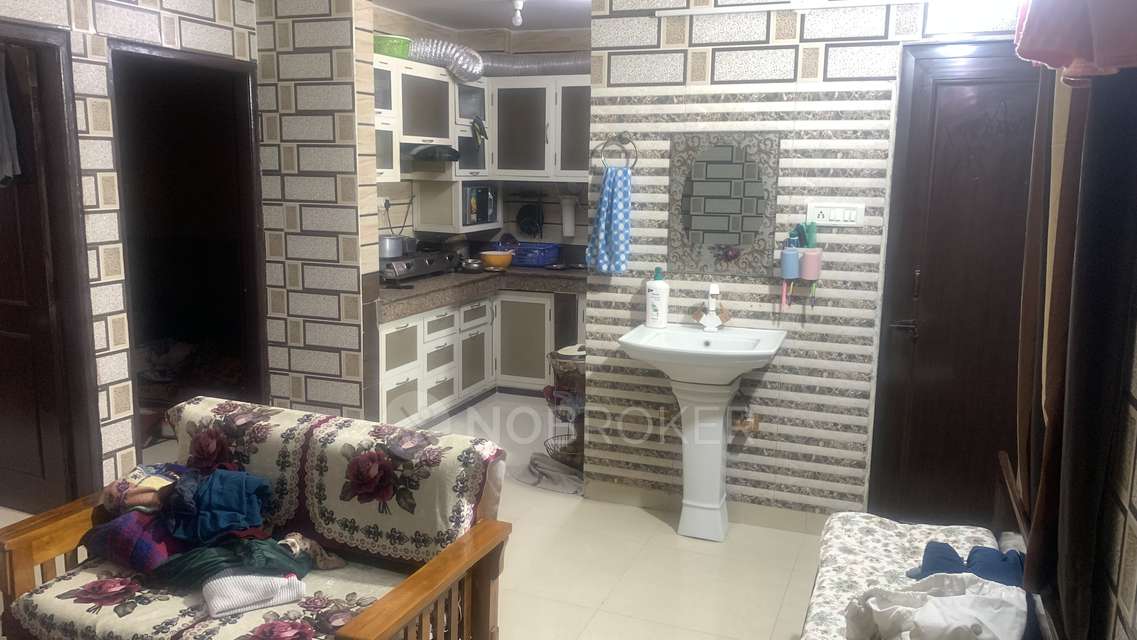 3 BHK Flat In Samar  For Sale  In Okhla