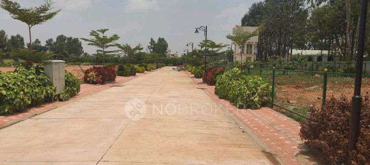 Plot For Sale  In Kns Swambumi Legacy In Hoskote