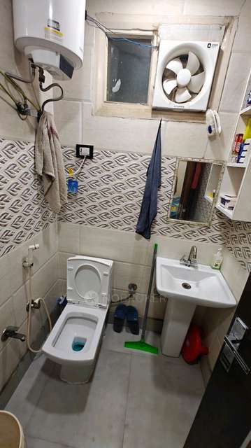 3 BHK Flat In Swastik Apartment, Palam Colony For Sale  In Raj Nagar Extension Ii