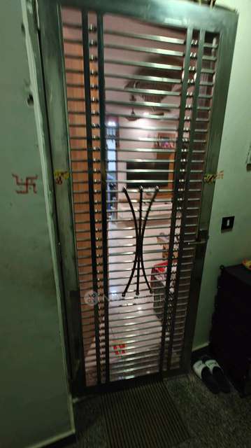 3 BHK Flat In Swastik Apartment, Palam Colony For Sale  In Raj Nagar Extension Ii