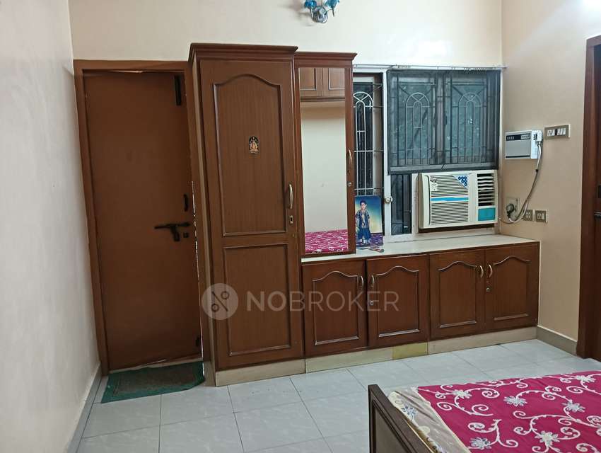 3 BHK Flat In Prajwal Apartments , Saravana Street, T Nagar, Chennai For Sale  In T. Nagar