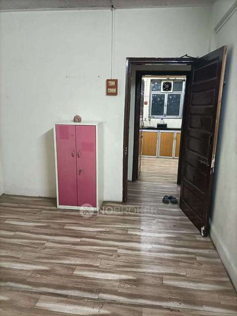 1 BHK Flat In Chaya Co Operative Housing Society, Thane West For Sale  In Makhamali Talao