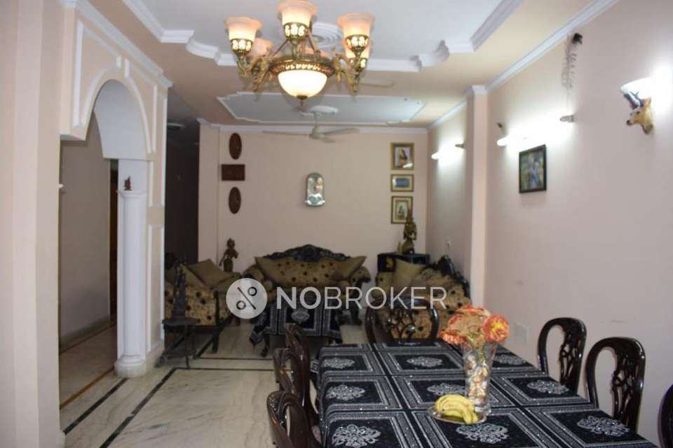 4 BHK Flat For Sale  In  Dwarka Sector 19