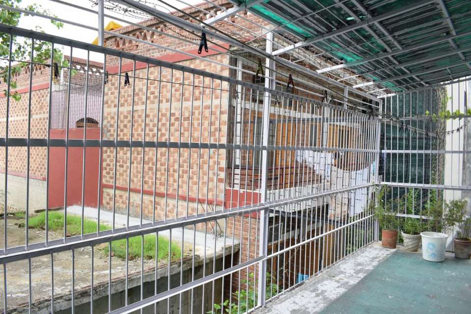 4 BHK Flat For Sale  In  Dwarka Sector 19