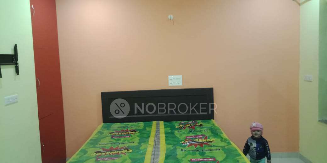 1 RK Flat In Ashok Vihar for Rent  In Ashok Vihar Phase Iii