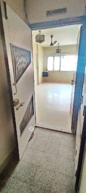 1 BHK Flat In Patel Palace Housing Cooperative Society For Sale  In Vile Parle East