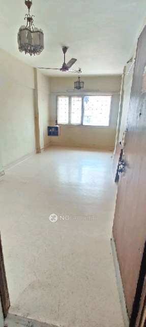 1 BHK Flat In Patel Palace Housing Cooperative Society For Sale  In Vile Parle East