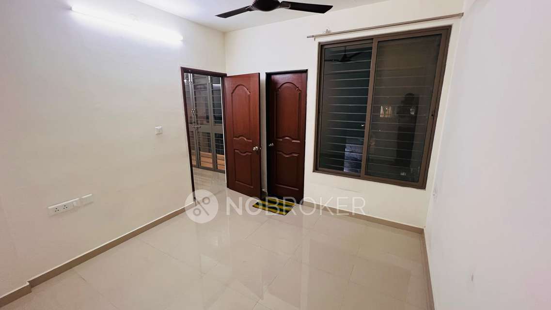2 BHK Flat In Skyi Star Towers for Rent  In Bhukum
