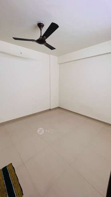 2 BHK Flat In Skyi Star Towers for Rent  In Bhukum