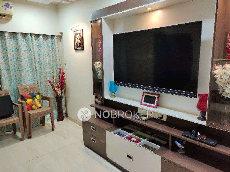 2 BHK Flat In Ratnadeep Chs For Sale  In Chembur