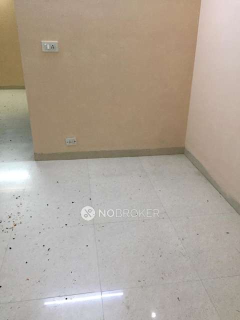 2 BHK Flat In Everest Apartments for Rent  In Kalkaji