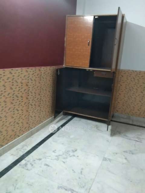 4+ BHK Flat For Sale  In Pandav Nagar