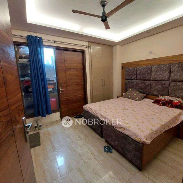 3 BHK Flat In Standalone Buidling for Rent  In Sector 30