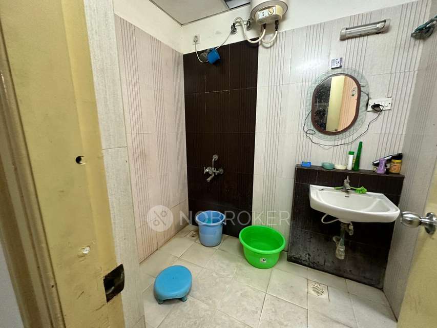 2 BHK Flat In Coral Cascade For Sale  In Pallikaranai