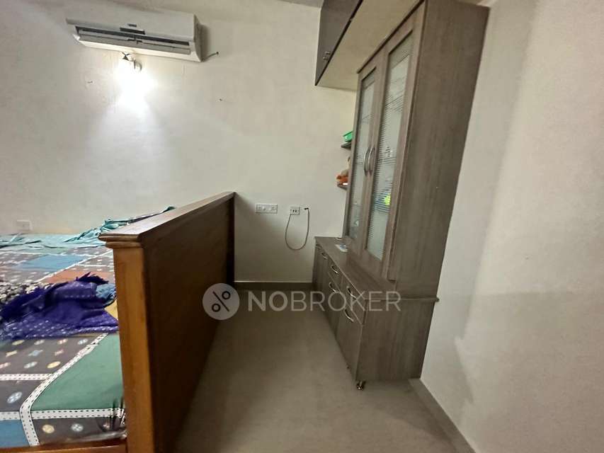 2 BHK Flat In Coral Cascade For Sale  In Pallikaranai