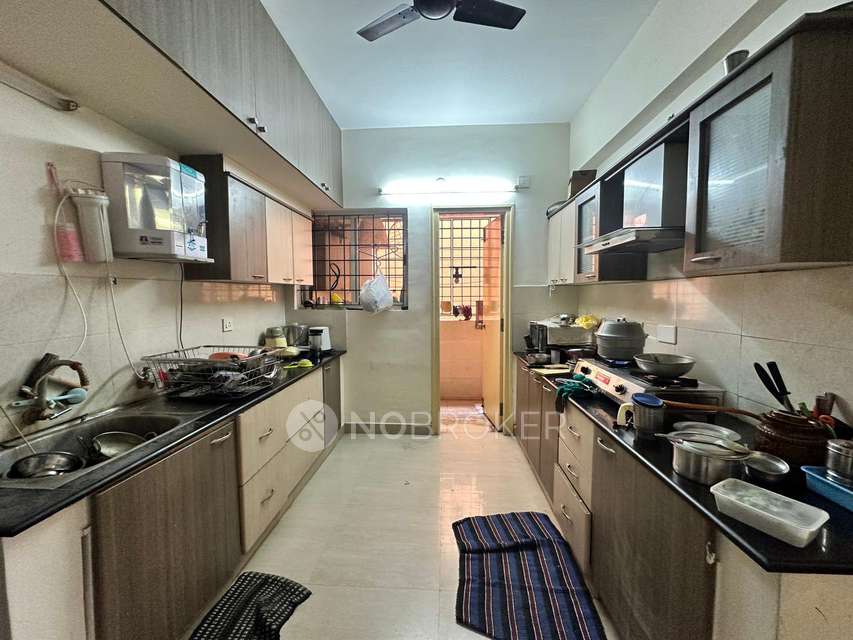 2 BHK Flat In Coral Cascade For Sale  In Pallikaranai
