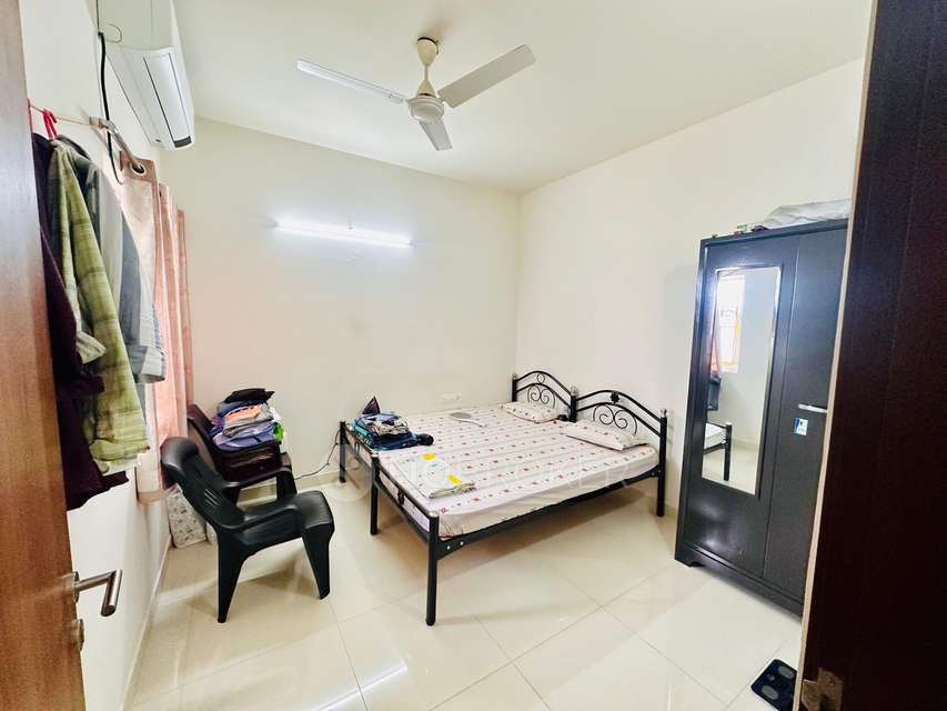 1 BHK Flat In Prestige Courtyards for Rent  In Sholinganallur
