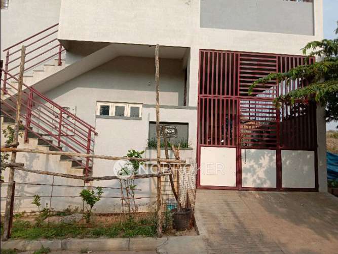 4+ BHK House For Sale  In Tavarakere
