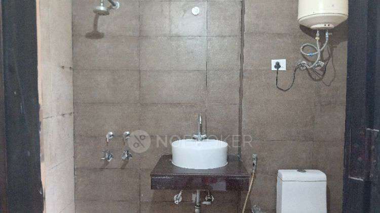 PG for Girls in Block K, Kalkaji