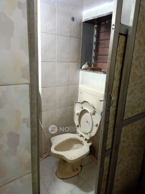 1 RK Flat In Sai Siddhi Building For Sale  In Umerkhadi