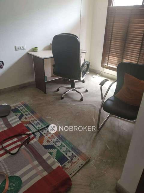 3 BHK Flat In Standalone Building  For Sale  In Rajouri Garden