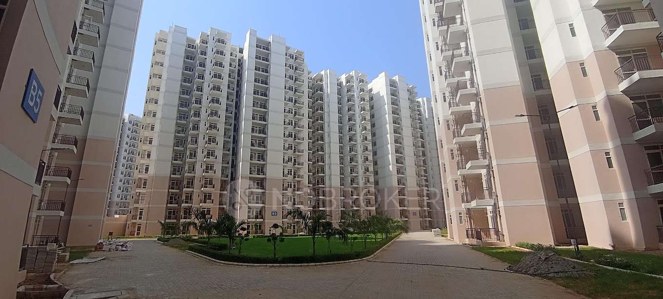 2 BHK Flat In Suncity Avenue 76 for Rent  In Suncity Avenue 76