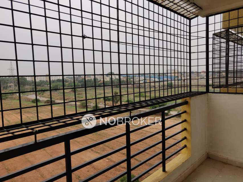 2 BHK Flat In Pragathi Royale- Ii For Sale  In Electronic City