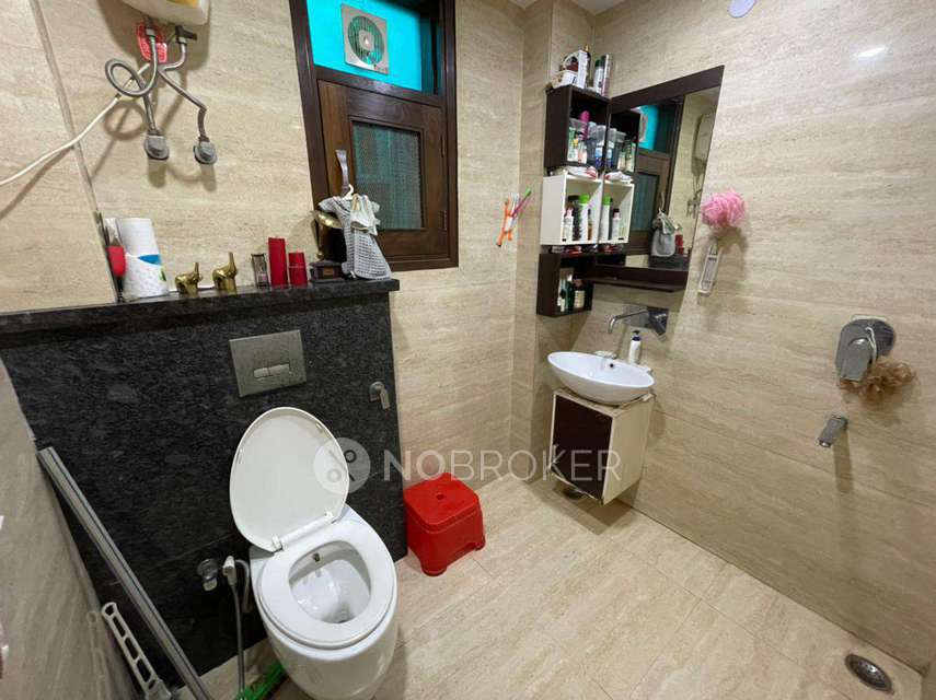 4 BHK Flat In Harison Heights Luxury Flats  For Sale  In Ashram 