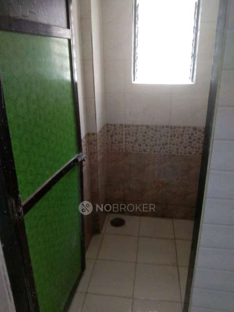 1 RK Flat In Arfa Apartment  For Sale  In Shakkar Mohalla Masjid Markaz