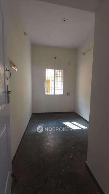 2 BHK Flat In Ramana Flats For Sale  In Perumbakkam