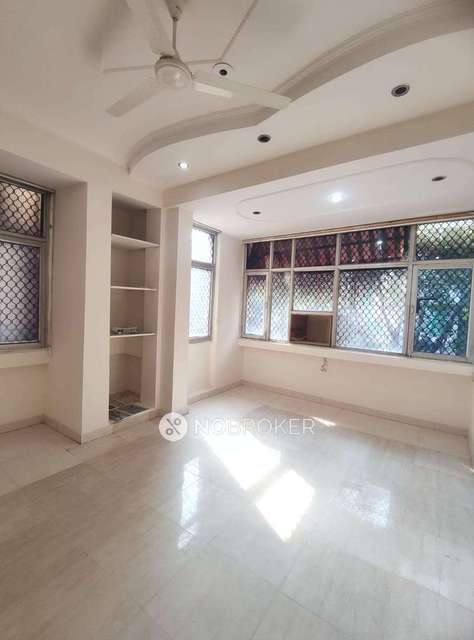 Office Space in Surajmal Vihar, Delhi for sale 