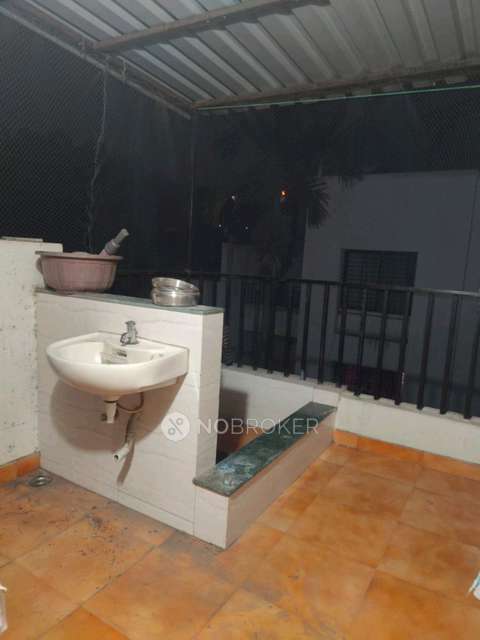 2 BHK Flat In Radha Apartment for Rent  In Gq7m+p38, Shri Krishna Nagar, Sagar Co-operative Housing Society, Bavdhan, Pune, Maharashtra 411008, India