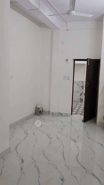 PG for Boys in W7w2+426, Bharathiyar Nagar, Saraswathi Nagar, Neelankarai, Chennai, Tamil Nadu 600115, India