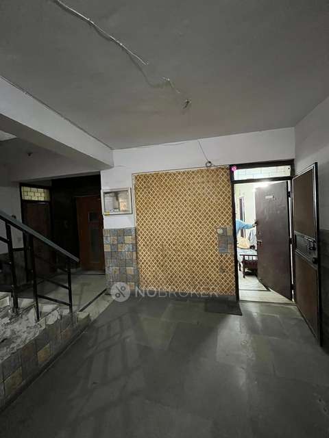 2 BHK Flat In Choice Apartment  For Sale  In Mehrauli