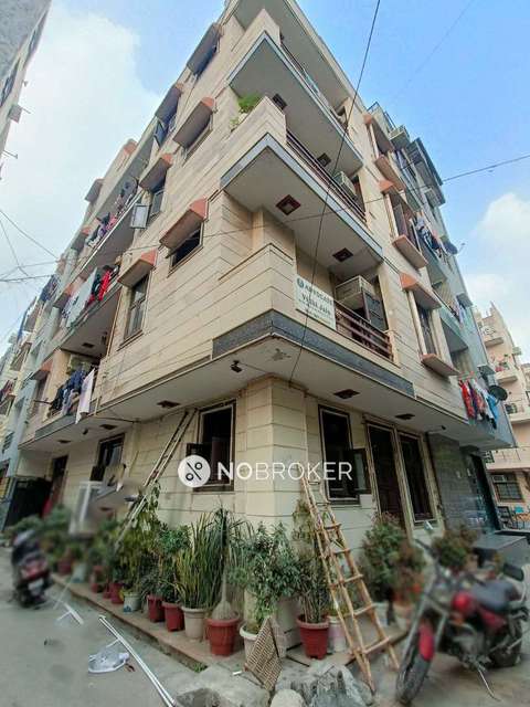 1 BHK Flat In Arunodhaya Apartmemt for Rent  In Dwarka Sector 7