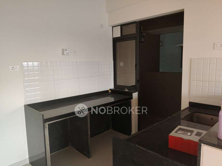 2 BHK Flat In Shapoorji Vanaha,  For Sale  In Bavdhan