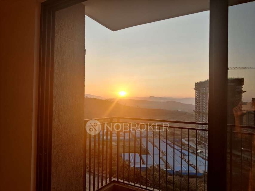 2 BHK Flat In Shapoorji Vanaha,  For Sale  In Bavdhan