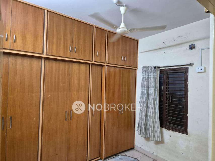 1 BHK Flat For Sale  In Bandlaguda