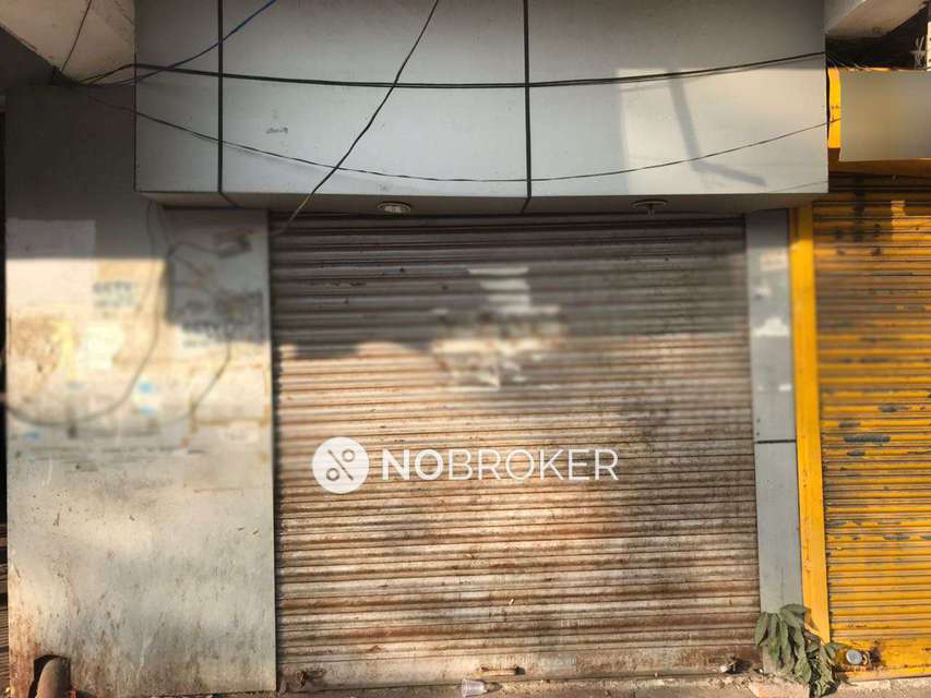 Shop in Sector 75, Noida for sale 