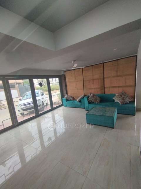 Office Space in Lado Sarai, Delhi for Rent 