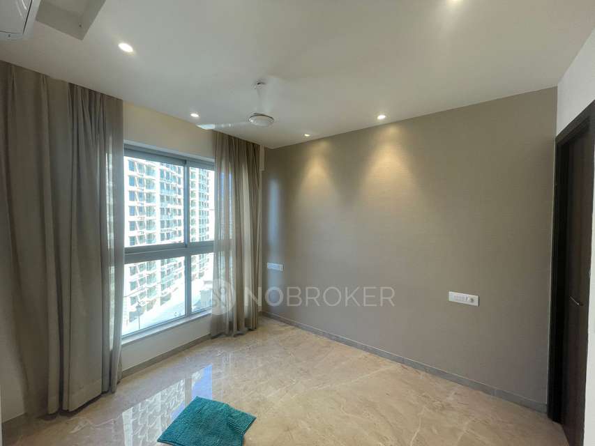 1 BHK Flat In Hiranandani Regent Hill  For Sale  In Powai