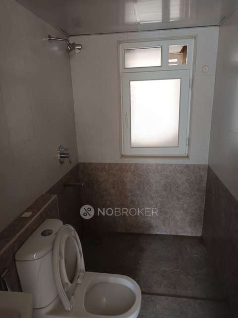 2 BHK Flat In Vaishnavi Gardenia For Sale  In Jalahalli Cross Road