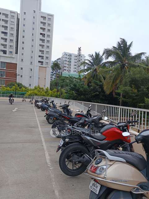 2 BHK Flat In Vaishnavi Gardenia For Sale  In Jalahalli Cross Road