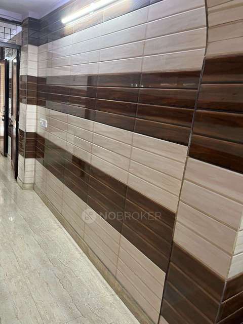 Office Space in Krishna Nagar, Delhi for sale 