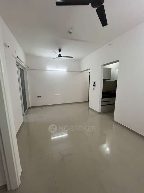 Single Room for Female In 3 BHK  In Godrej Greens In Undri